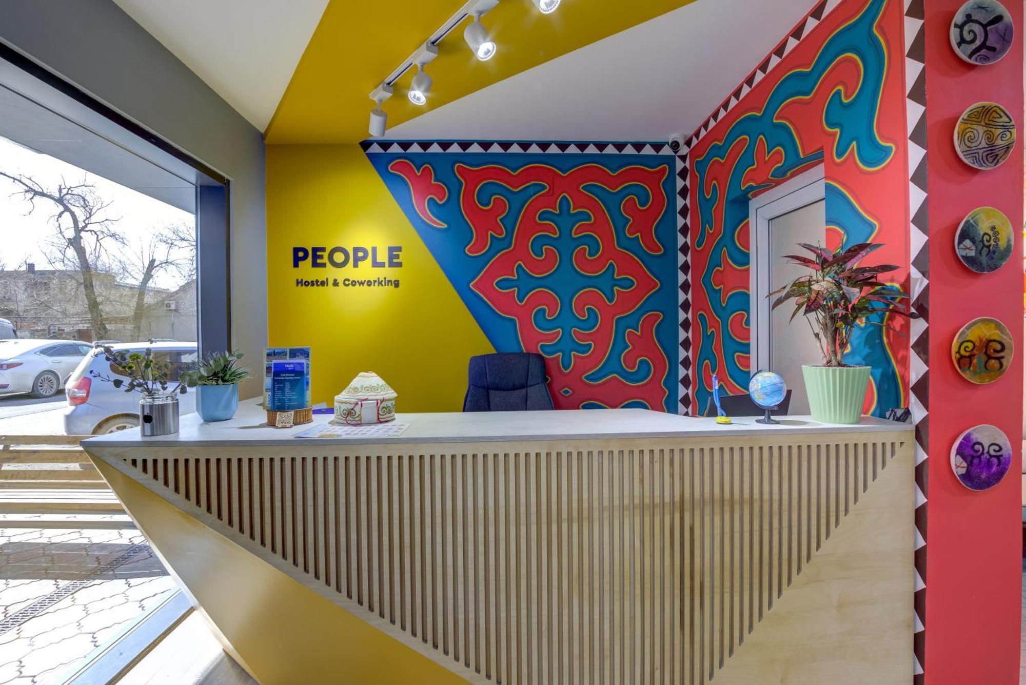 People Hostel & Coworking بيشكيك المظهر الخارجي الصورة