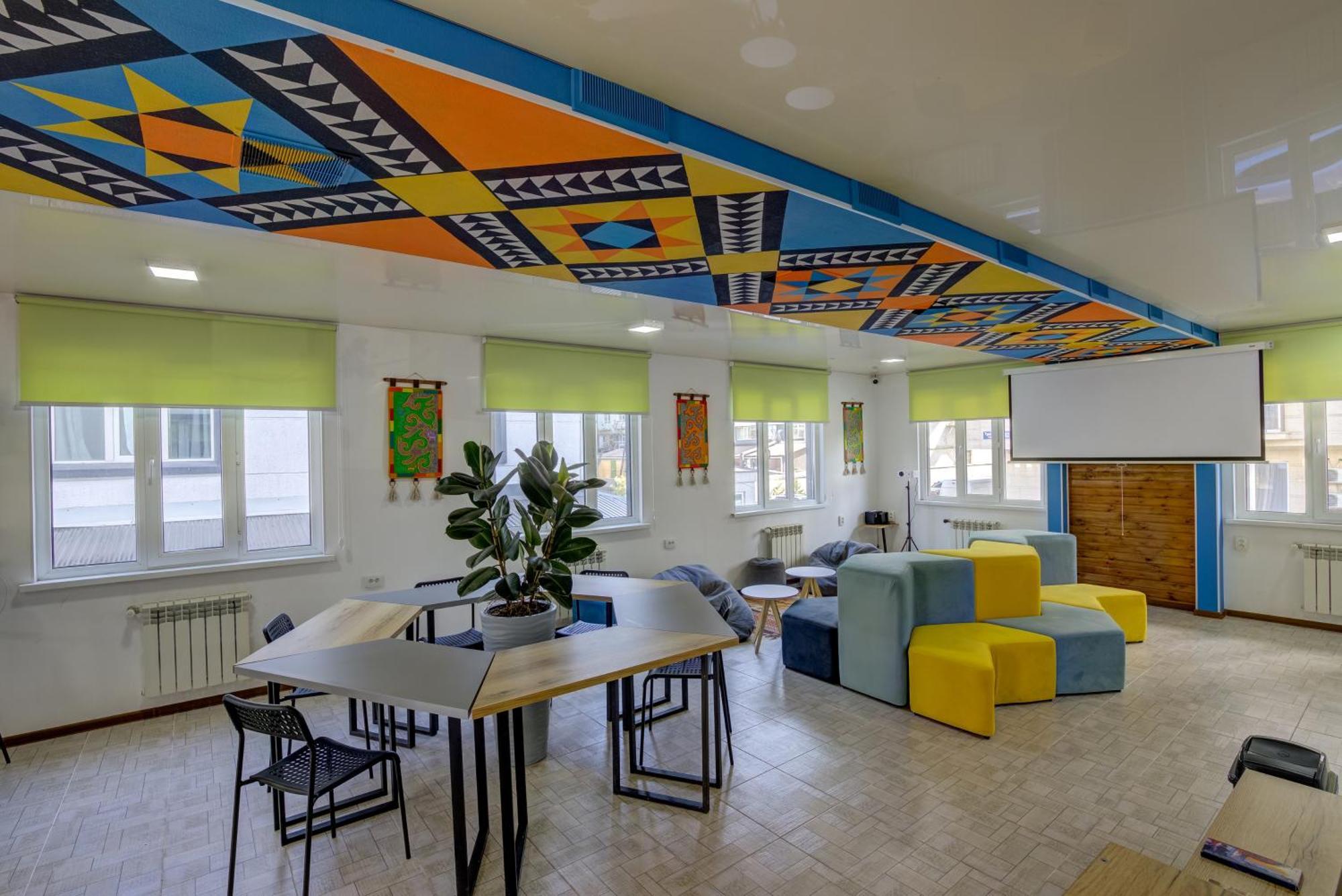 People Hostel & Coworking بيشكيك المظهر الخارجي الصورة