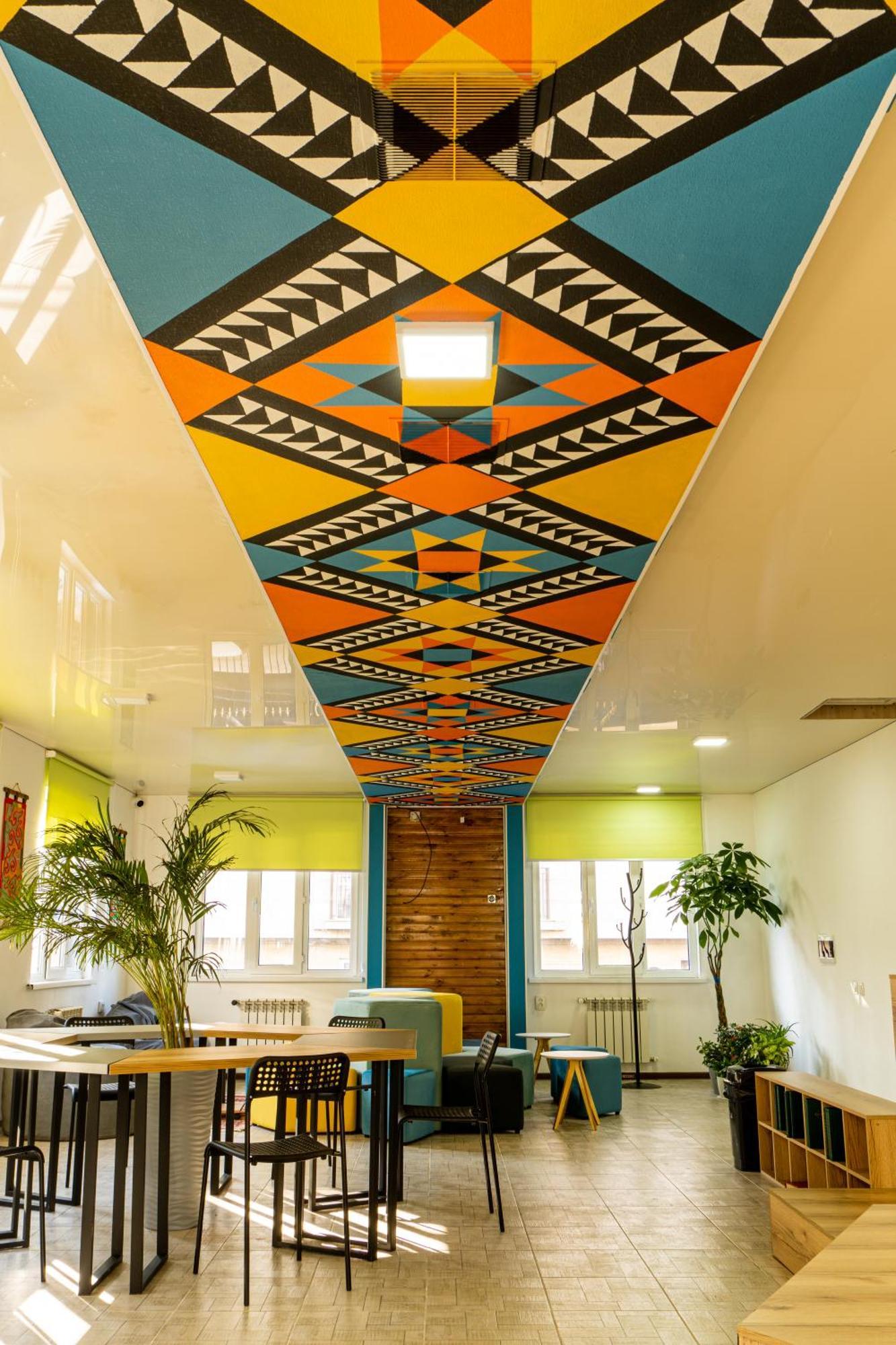 People Hostel & Coworking بيشكيك المظهر الخارجي الصورة