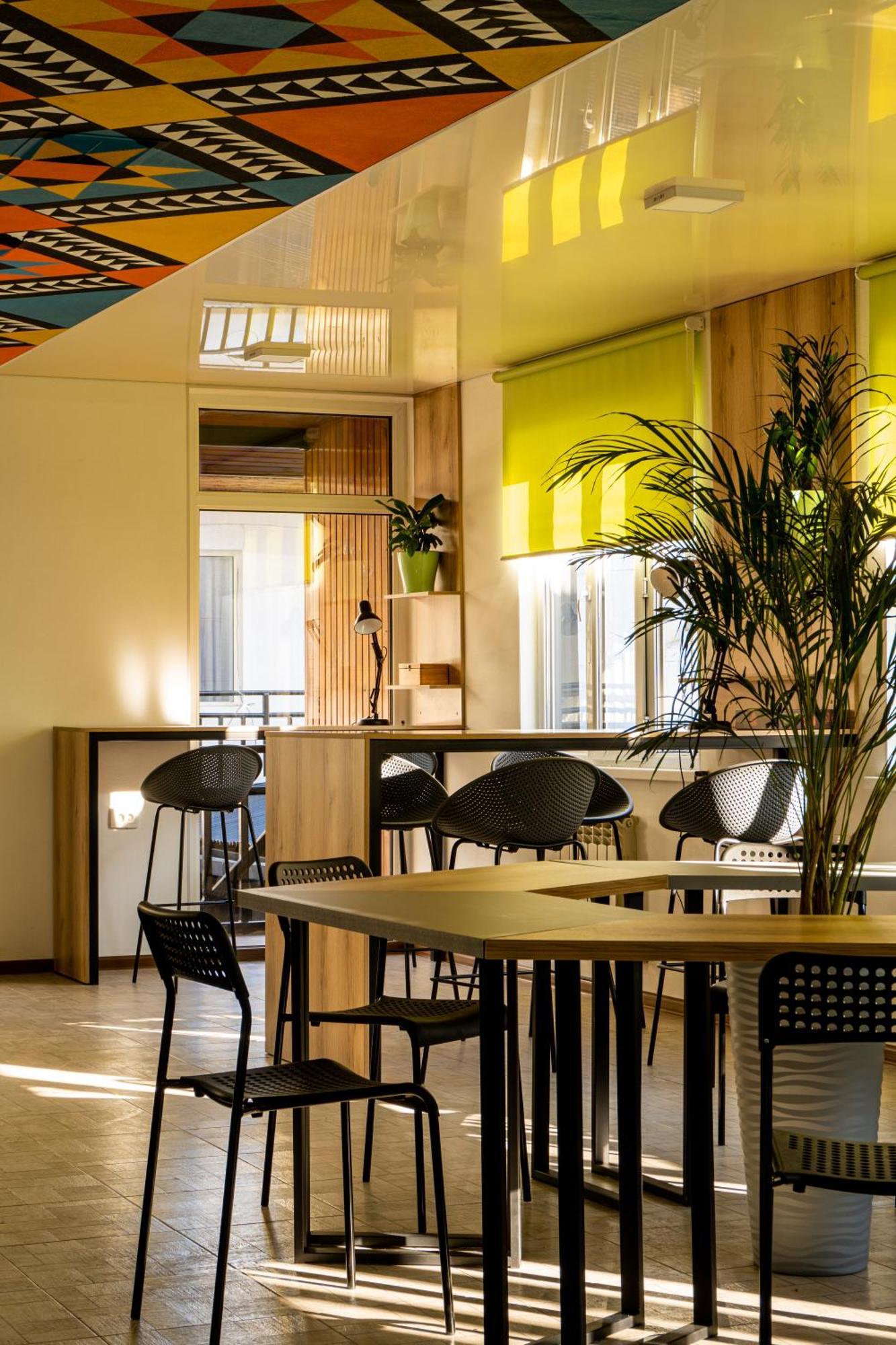People Hostel & Coworking بيشكيك المظهر الخارجي الصورة
